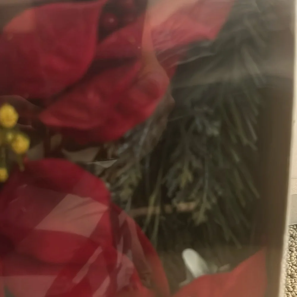 NWT: Ashland Floral Accent Poinsettia Mix